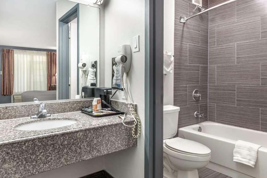 Suburban Studios Гейнсвилл Номер фото